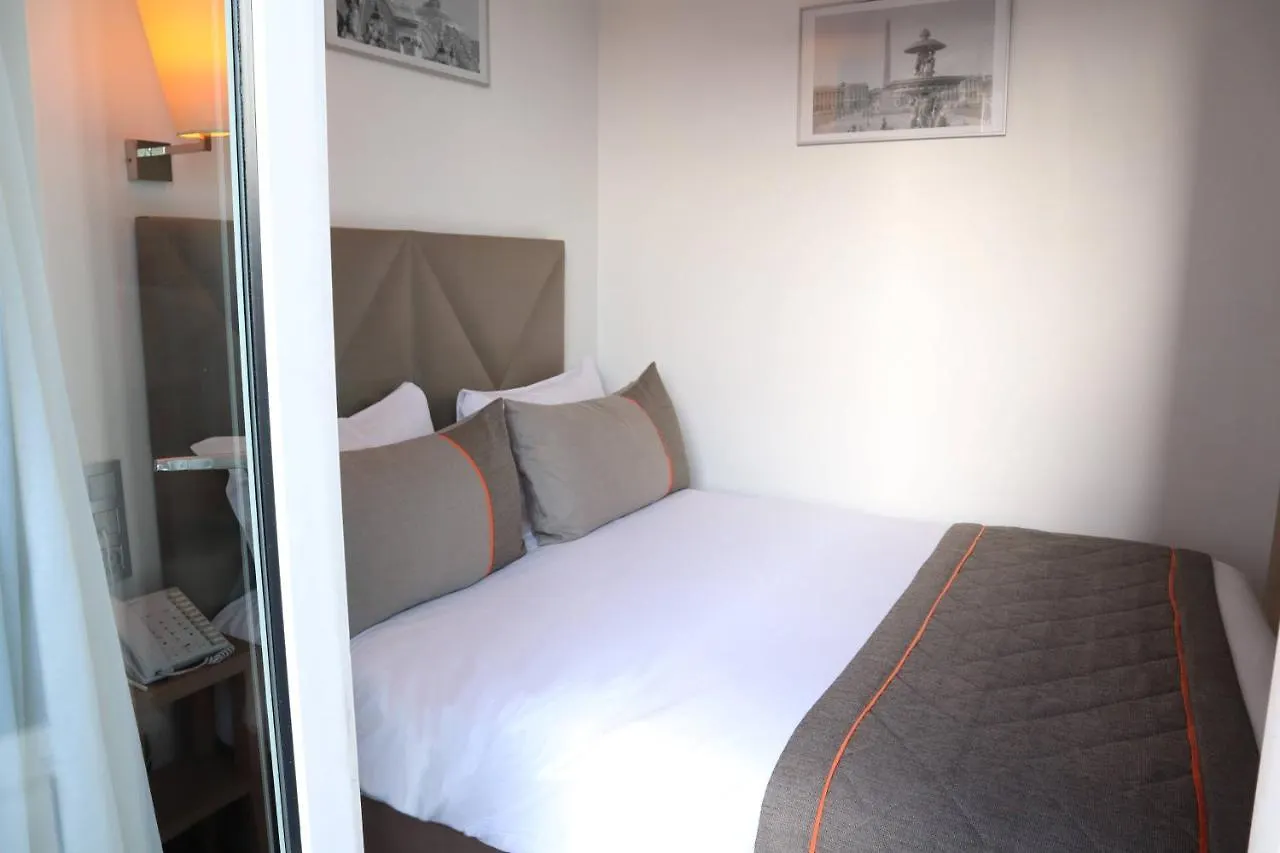 Hotell Timhotel Gare Montparnasse 3*