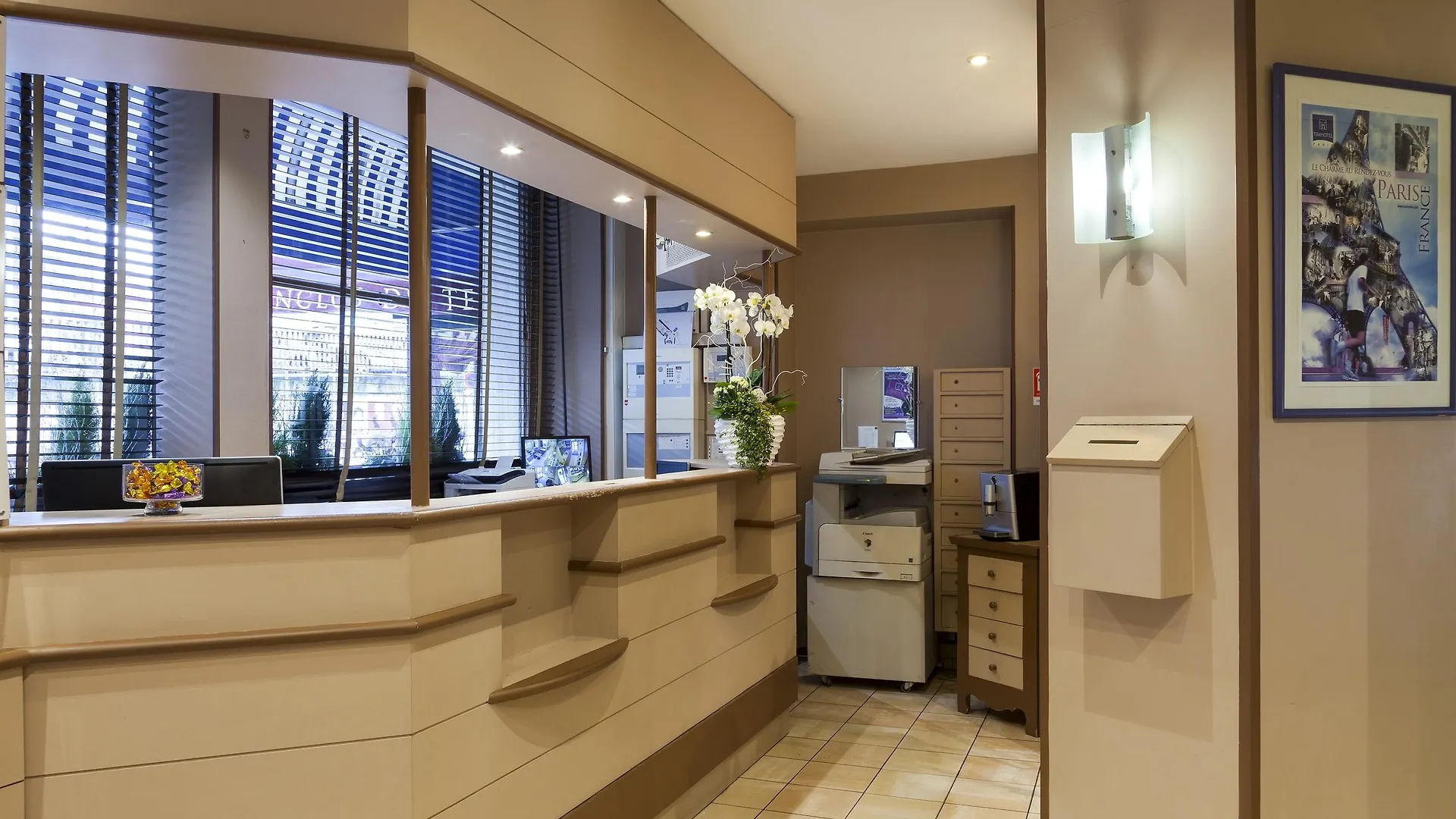 Hotel Timhotel Gare Montparnasse 3*