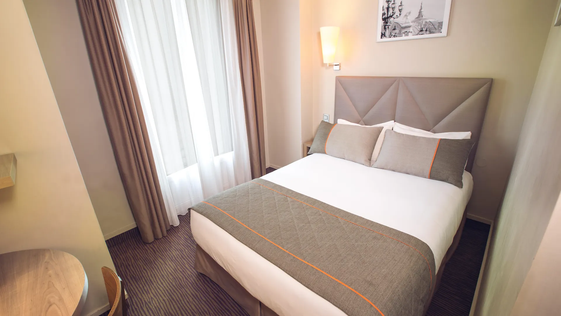 Timhotel Gare Montparnasse 3*